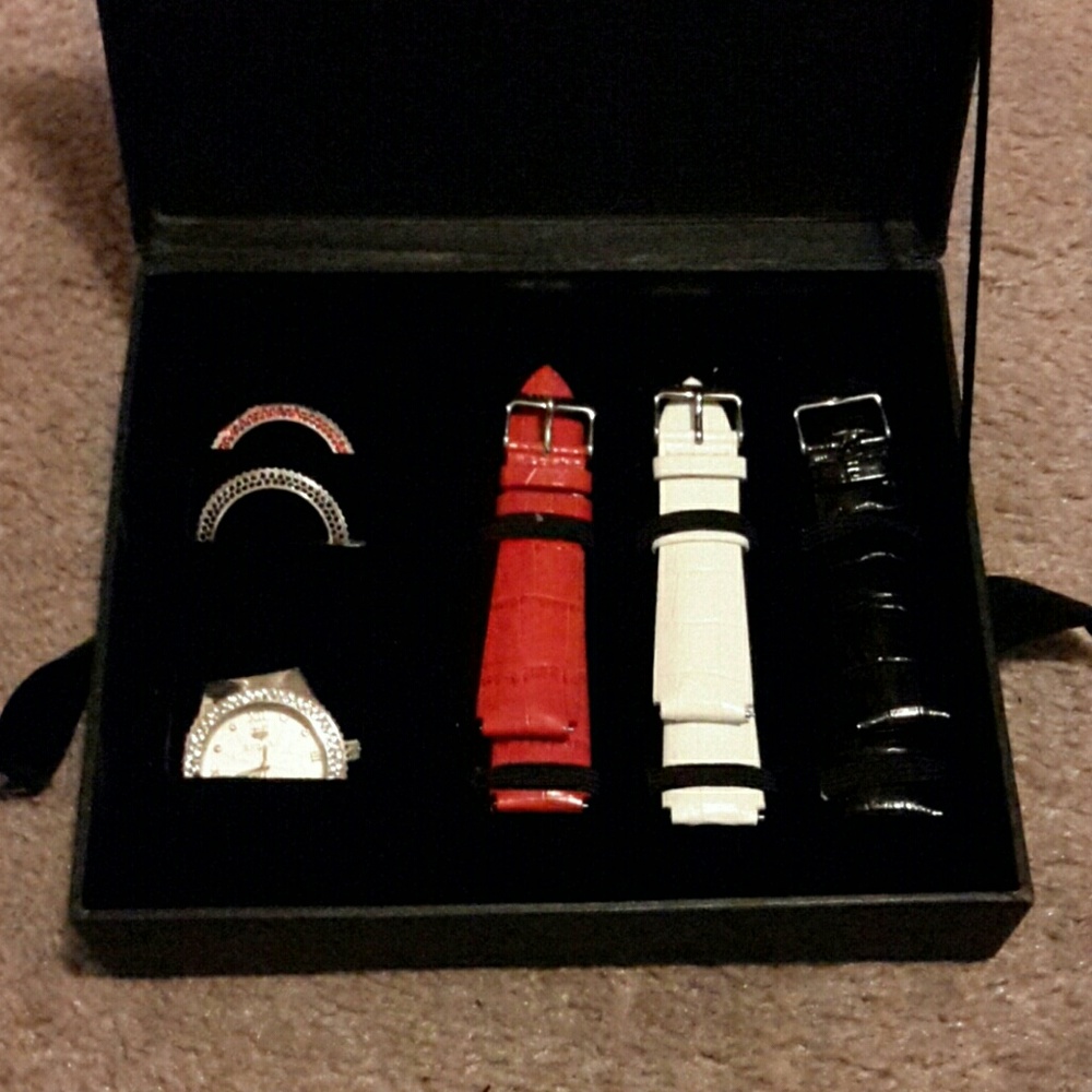 Interchangeable leather bands watch.